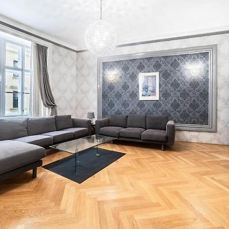 Carlton Suites Wien Exteriör bild