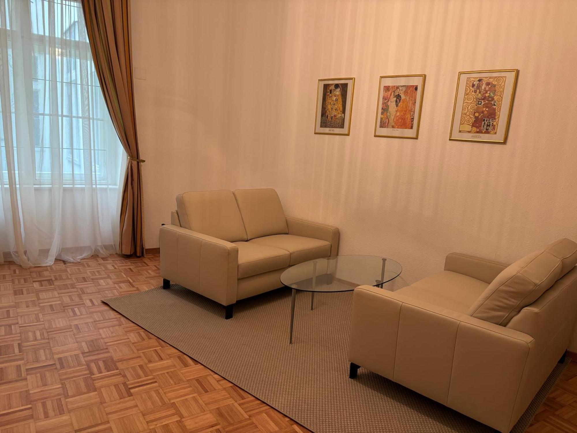 Carlton Suites Wien Exteriör bild