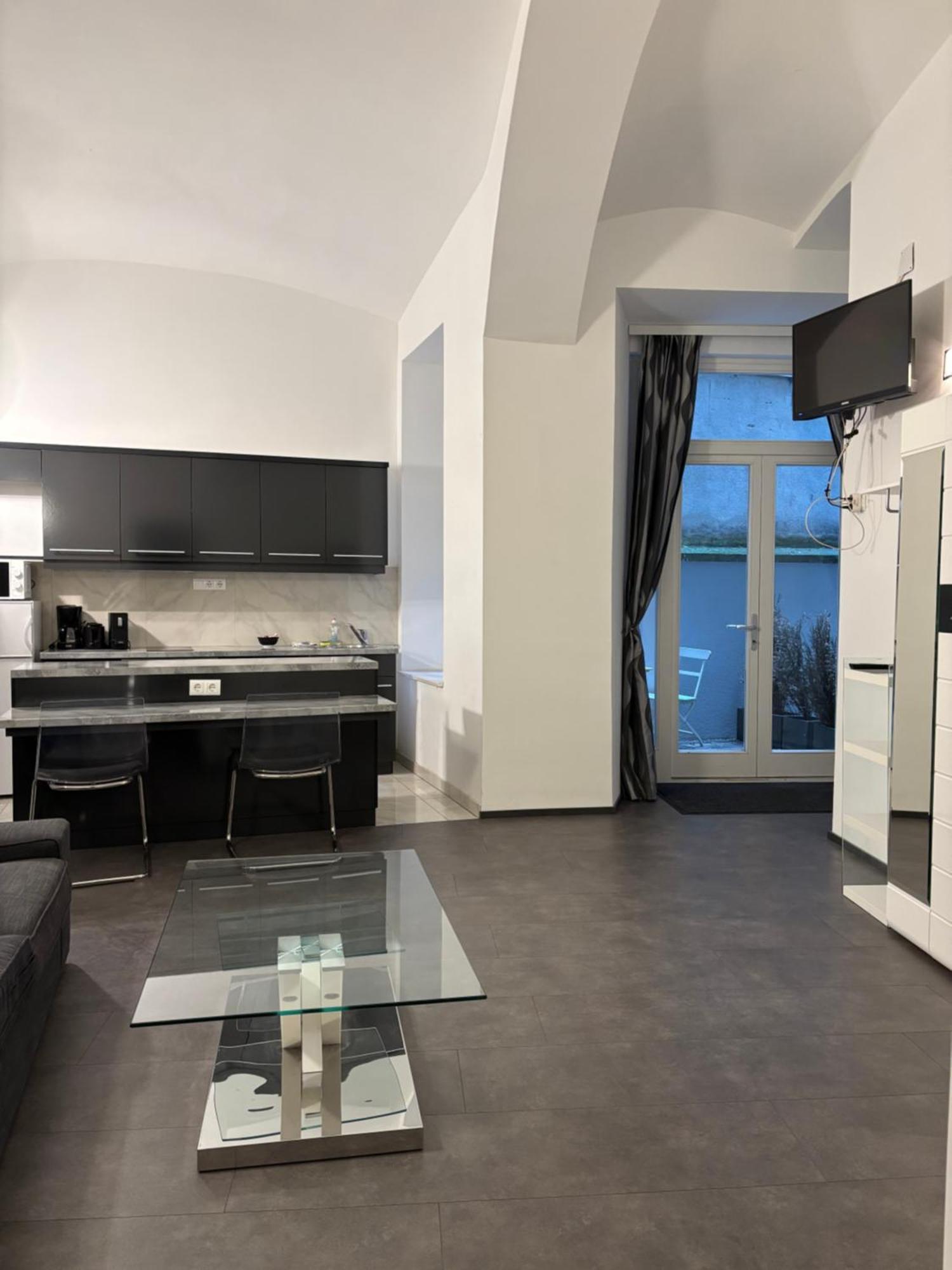Carlton Suites Wien Exteriör bild