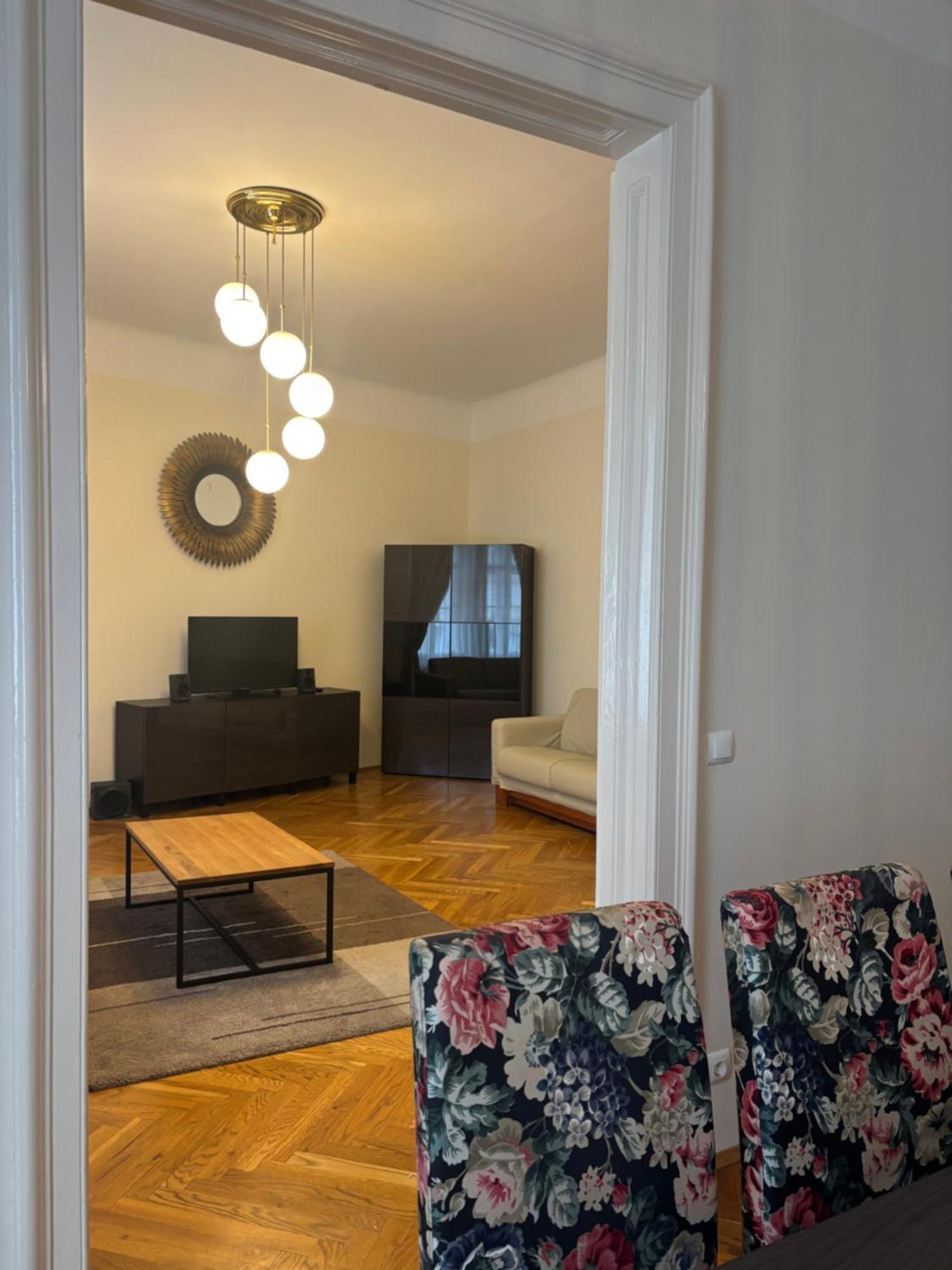 Carlton Suites Wien Exteriör bild