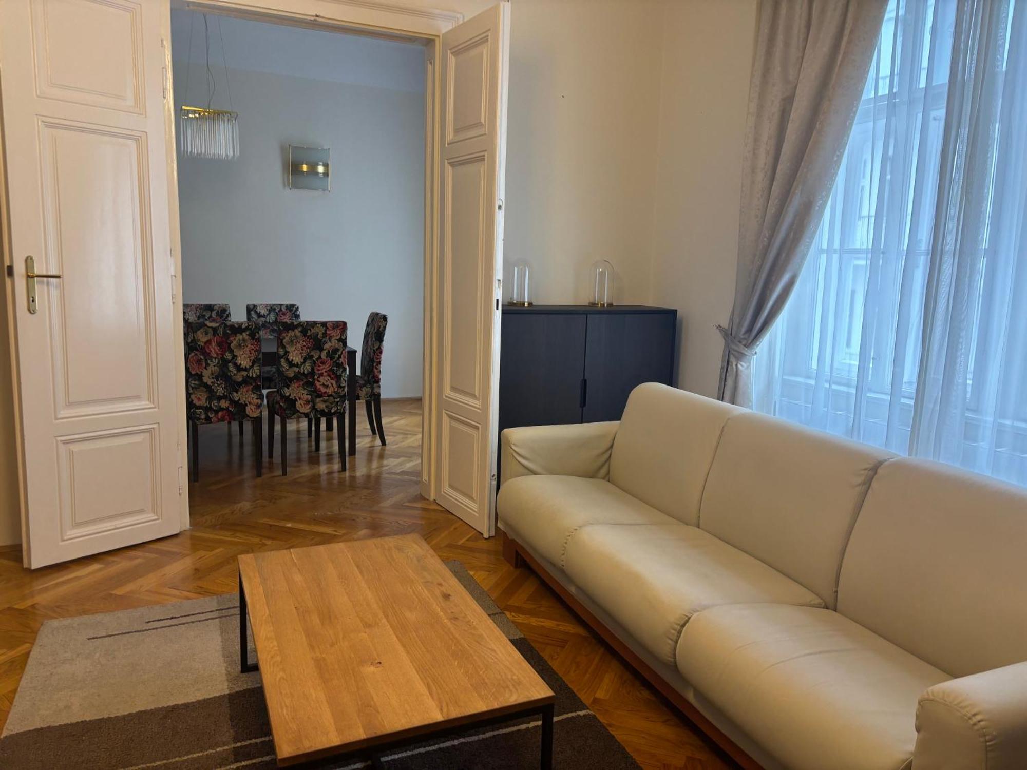Carlton Suites Wien Exteriör bild
