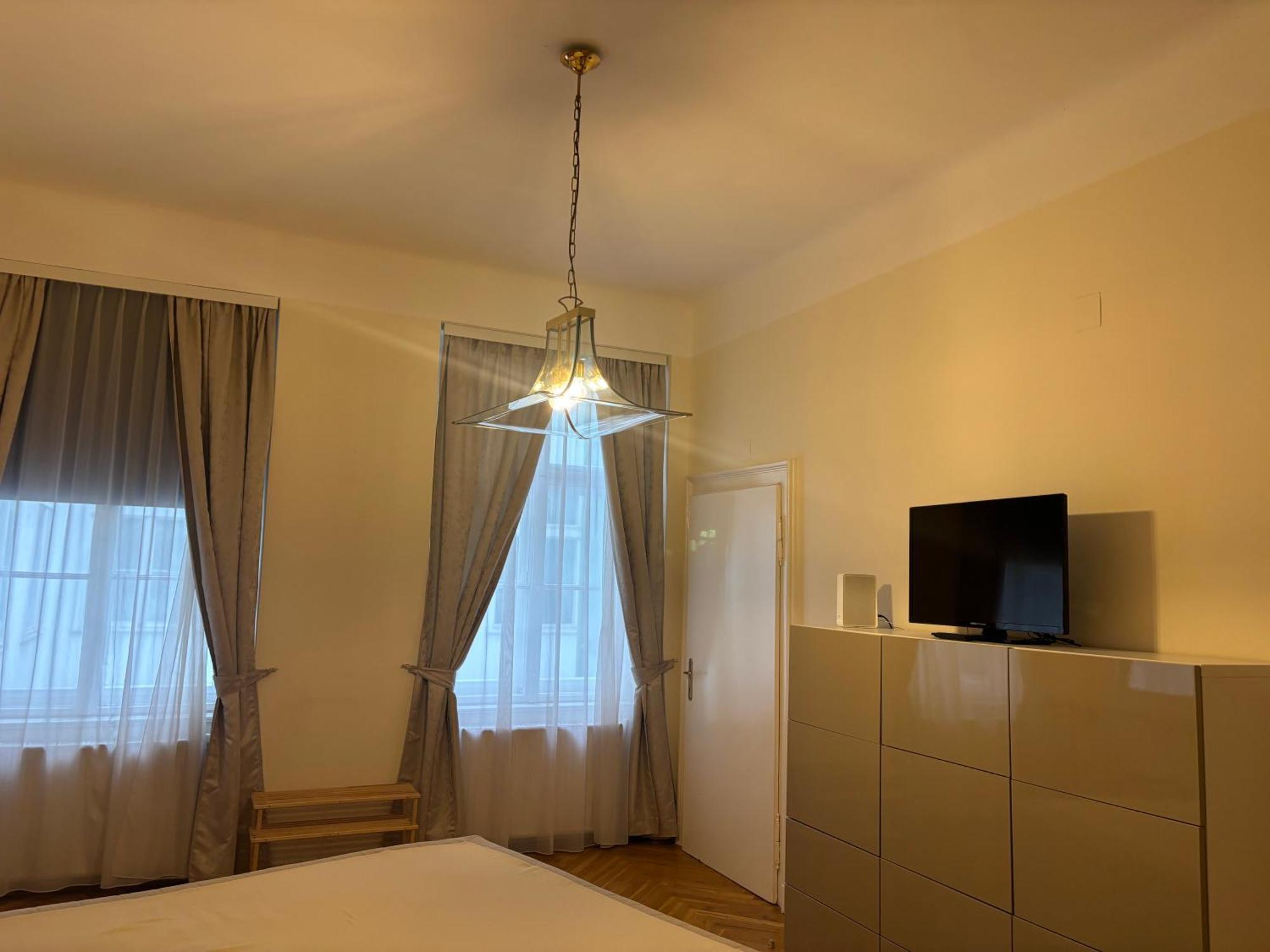 Carlton Suites Wien Exteriör bild
